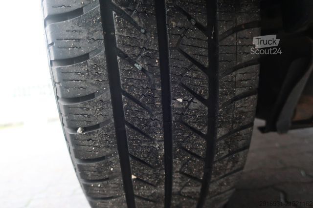 Minibus OPEL Nr.141 Vivaro B 1.Hand / 9Sitzer / PDC / Klima