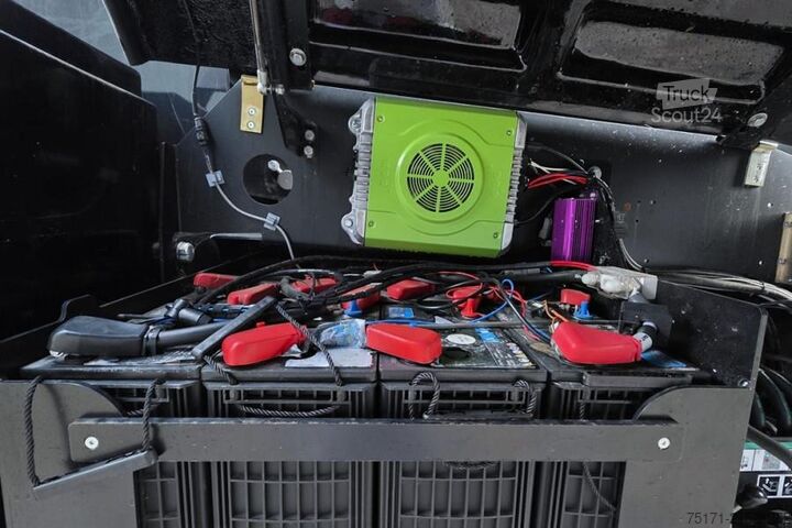 Chargeuse Niftylift HR28 HR28 HYBRID 4x4 MK2 Hybrid, 4x4 Drive, 28m Wo