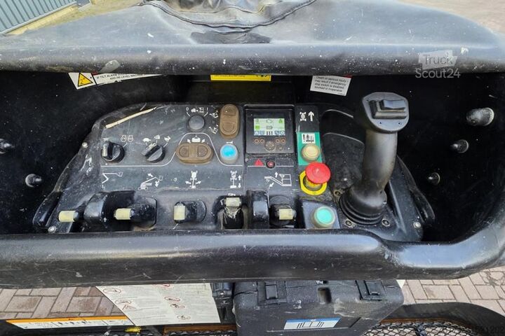 Chargeuse Niftylift HR28 HR28 HYBRID 4x4 MK2 Hybrid, 4x4 Drive, 28m Wo