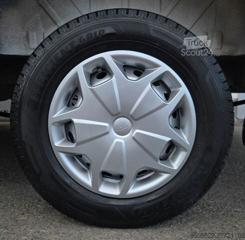 Фургон з високим дахом FORD Transit Kasten L2H2 PDC/Klima/Tempomat/DAB/lang