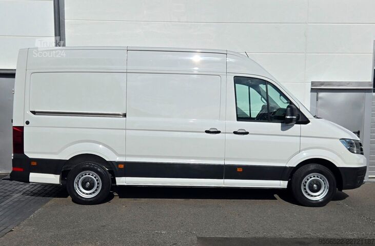 Furgão de teto alto VW Crafter Kasten 35 mittellang Hochdach AHK/DSG