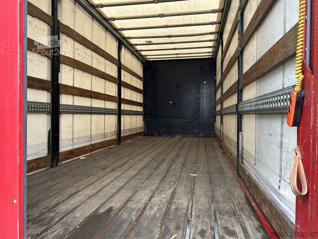 Przesuwana plandeka DAF CF 65 220 Euro 5 / 18 Ton / 650 dkm / Curtainsi...