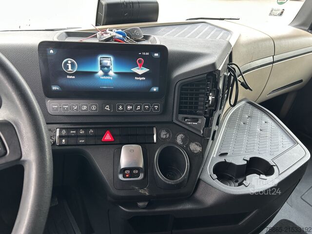 Standard tractor Mercedes-Benz Actros 1845 Streamspace / 518 dkm / Tacho V2 / ...