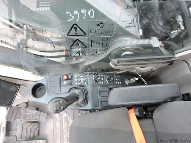 Koparka gąsienicowa VOLVO ECR235EL