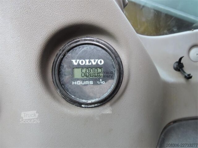 Koparka gąsienicowa VOLVO ECR235EL