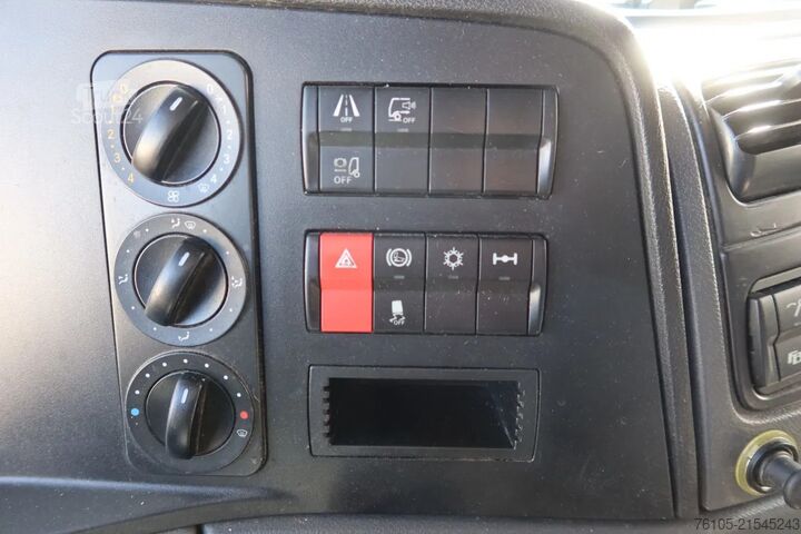 βαλίτσα Mercedes-Benz Atego 818 L Bak + klep Dautel 1000 kg