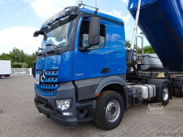 Standard tractor unit MERCEDES-BENZ 1853 Arocs SZM mit Kipperpumpe