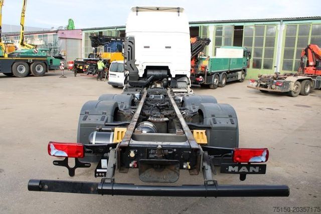 Вантажівка зі змінною надбудовою MAN TGX 26.510 6x2 LL - JUMBO - Nr.: 568
