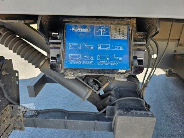 Camion caisson DAF LF 310 Isokoffer, 19 To, Ladebordwand 1.500 Kg