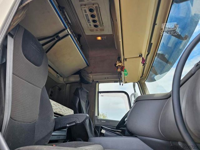 Camion plateau avec bâche DAF DAF CF 310 Space Cab, Gardine, Ladebordwand 1,5