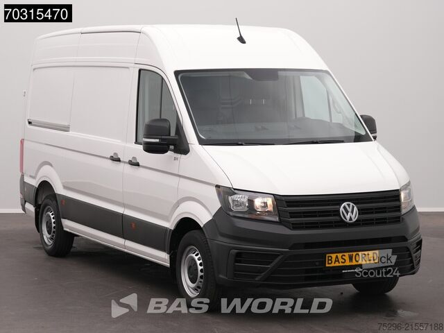 Carrinha de tejadilho alto Volkswagen Crafter 102pk L3H3 Trekhaak Navi Airco Parkeers...