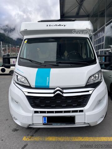 Polointegrovaný obytný vůz Hobby Optima T65 HKM ONTOUR