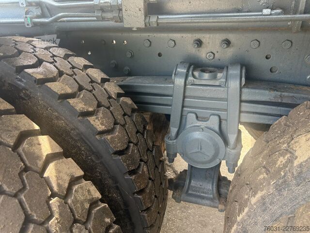 Lastbilchassi MERCEDES-BENZ Actros 3235 V6 8X4 Ampirol Spring/Spring Retarde