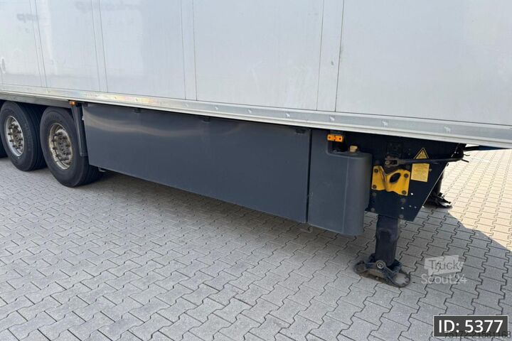 Chladírenská/mrazírenská přeprava Schmitz Cargobull SKO 24 / Disk brakes / Carrier Vector 1550 / Pa...