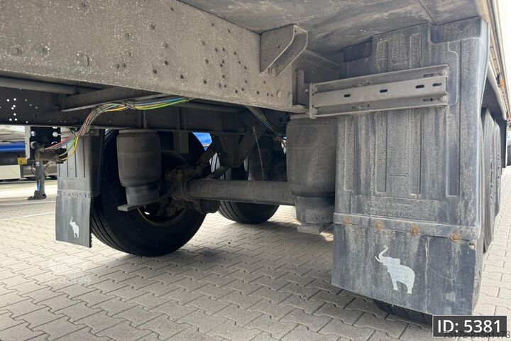 Chladírenská/mrazírenská přeprava Schmitz Cargobull SKO 24 / Disk brakes / Carrier Vector 1550 / Pa...