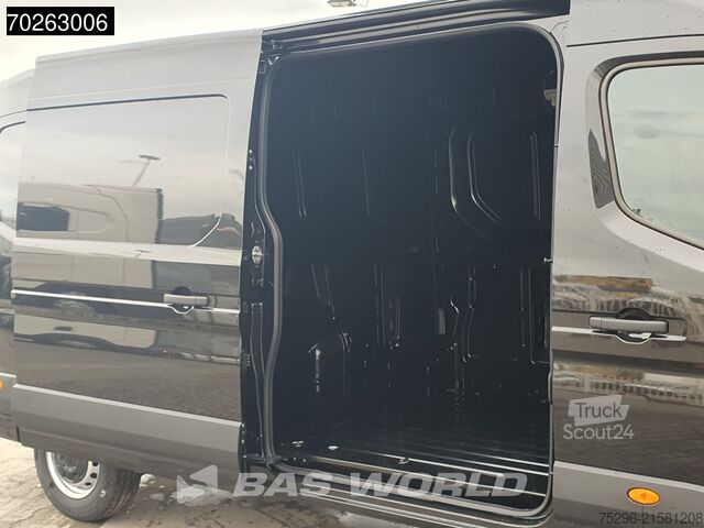 Stationvogn med højt tag Renault Master 150PK 2025-Model L3H2 Trekhaak Airco Cru...