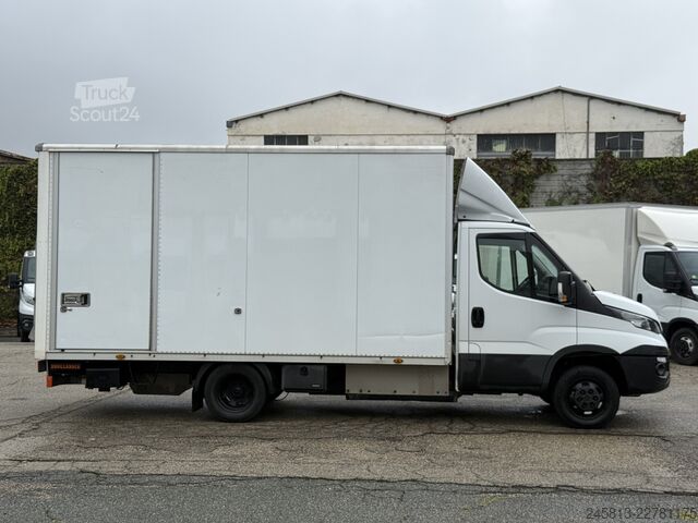 Transporter mit Koffer Iveco daily 35-140