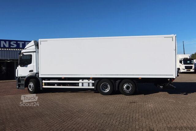 Resväska Mercedes-Benz Actros 2532 L Bak + klep 2000 KG LIKE NEW!! TUF...