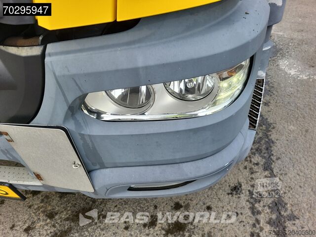 Box body DAF LF 230 LF 230 FA 4X2 19tons NL-Truck 2000kg Lad...