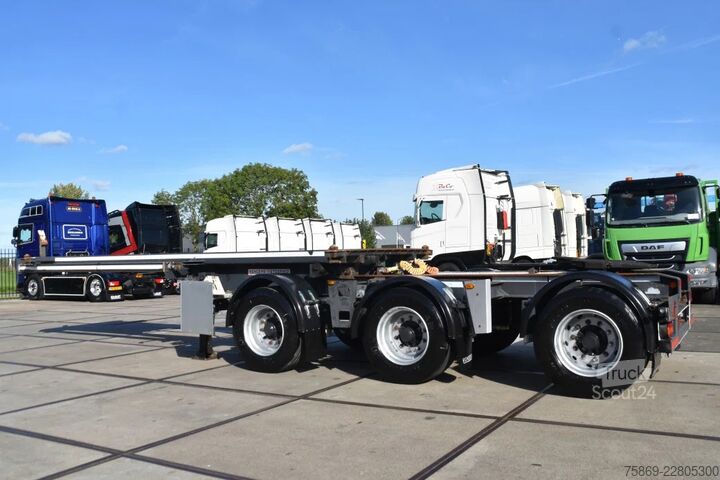 Transporte de contenedores Renders ROC 16.30 ROC 16.30 - X STEERING - LIFT AXLE - ...