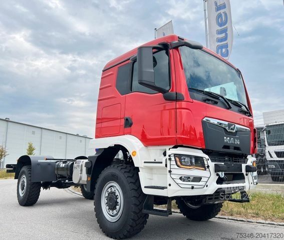 Spezial-LKW MAN TGM 18.250 4x4 BB/Fahrgestell/3-Sitze/Neu
