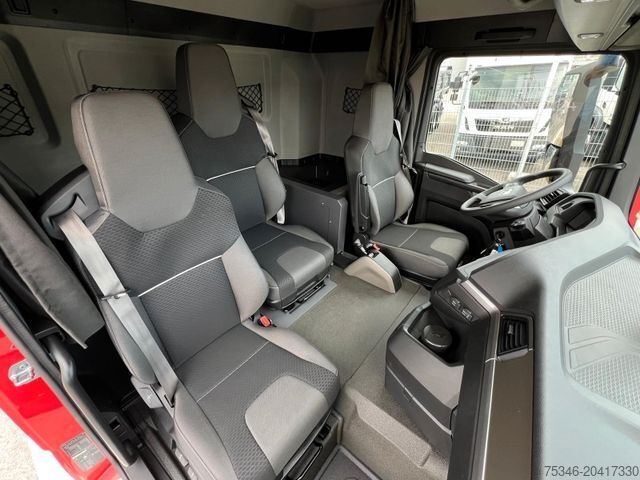 Camión para usos especiales MAN TGM 18.250 4x4 BB/Expedition/3-Sitze/Neu