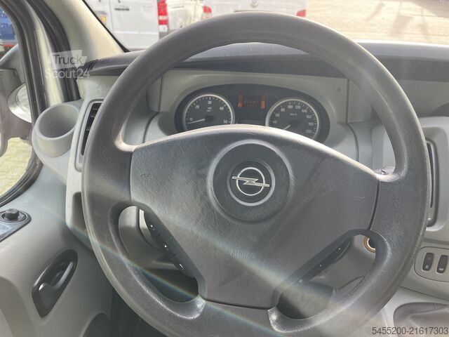 Passenger bus Opel Vivaro Combi 2.0i L2H1 9-persoons Airco Trekhaa...