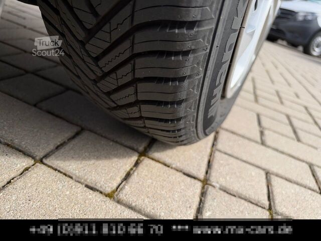 Minibus RENAULT Clio 1.5 dCi Cargo LKW N1 4-türer Navi Tempomat