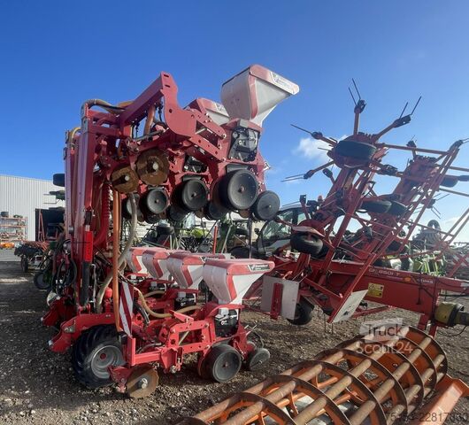 Прецизна сеялка Kverneland Optima 6M 8 Reihen