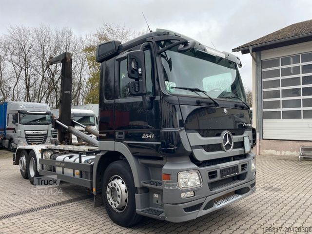Abrollkipper MERCEDES-BENZ Actros 2541 Abroller 6x2 Meiller RK20.67