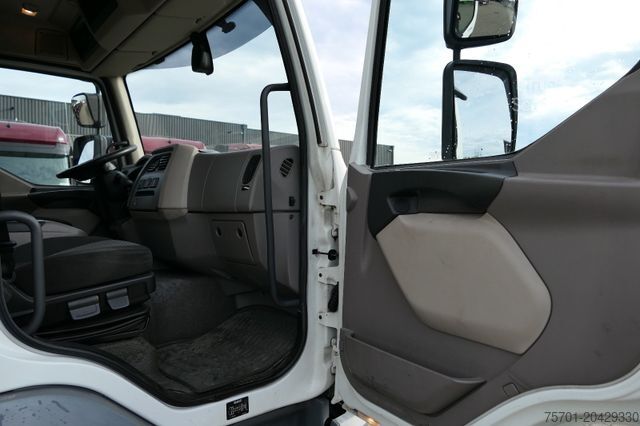 Φορτηγό κουτί (κουρμπαριστό) DAF LF 220 Koffer Klima LBW Euro 6