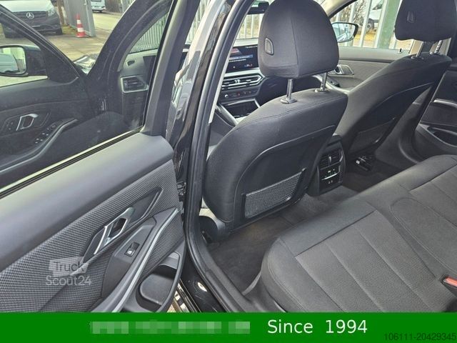 Minibüs BMW 320d  Touring  xDrive  Navigation wenkbar