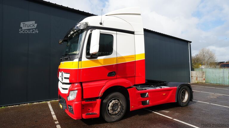 Standaard-SZM Mercedes-Benz Actros 1942 tractor unit