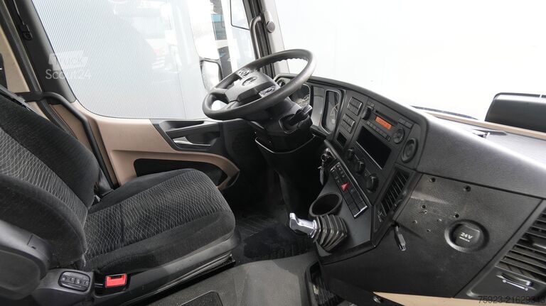 Standaard-SZM Mercedes-Benz Actros 1942 tractor unit