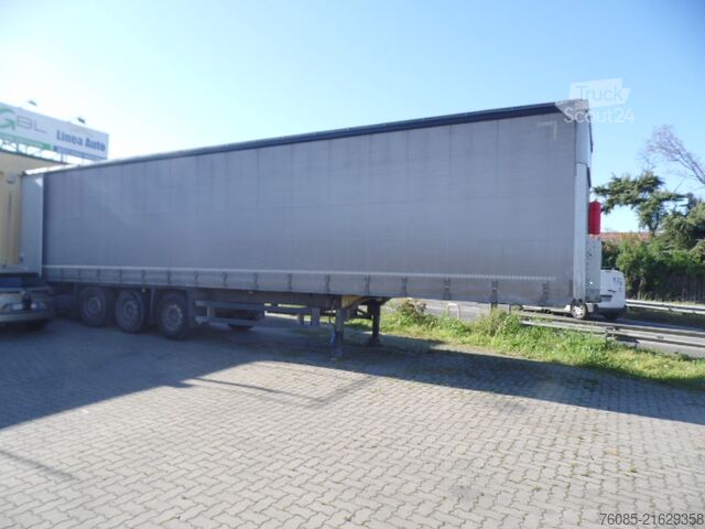 Open semitrailer with tarp Schmitz Cargobull 