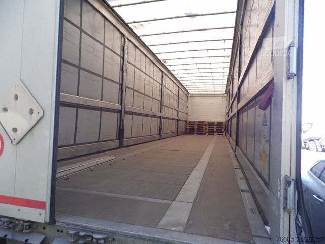 Open semitrailer with tarp Schmitz Cargobull 