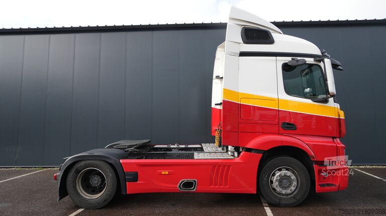 Standaard-SZM Mercedes-Benz Actros 1942 tractor unit