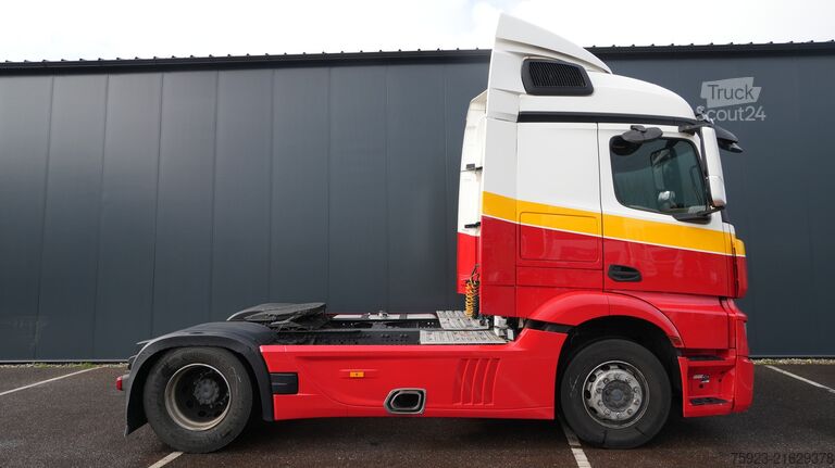 Standaard-SZM Mercedes-Benz Actros 1942 tractor unit