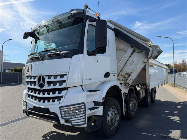 Τρίπλευρο ανατρεπόμενο φορτηγό MERCEDES-BENZ Arocs 4143 8X4/ 3S Kipper Meiller 41t RETARDER