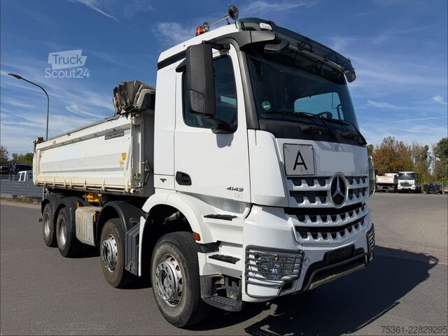 Τρίπλευρο ανατρεπόμενο φορτηγό MERCEDES-BENZ Arocs 4143 8X4/ 3S Kipper Meiller 41t RETARDER