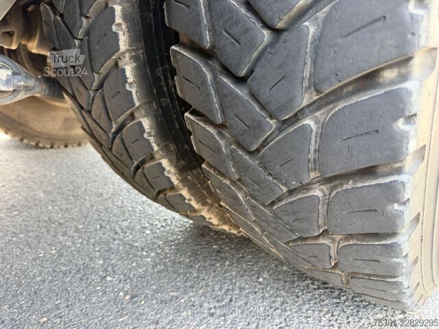 Τρίπλευρο ανατρεπόμενο φορτηγό MERCEDES-BENZ Arocs 4143 8X4/ 3S Kipper Meiller 41t RETARDER