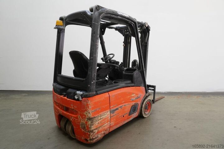 Chariot élévateur Linde E 16 386