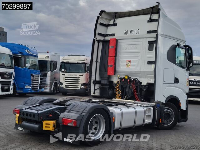 Iveco S-Way 460 4X2 Mega 2x Tanks Retarder