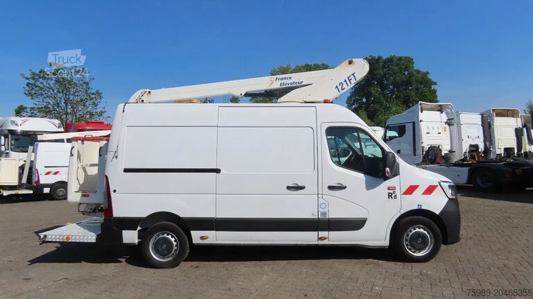Подъемная платформа Renault Master 10,5 m, 3500 kg, euro6
