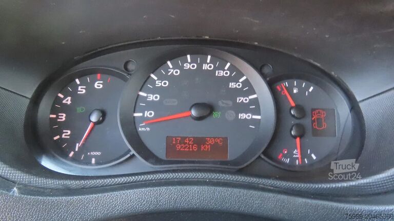 Подъемная платформа Renault Master 10,5 m,3 SEATS, KLUBB, 3500 kg, euro6