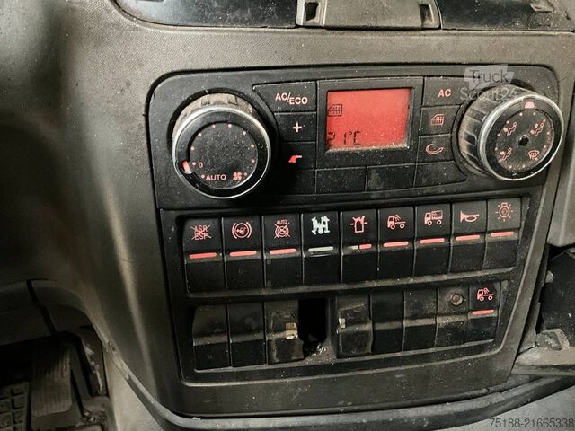 Hook arm system MAN TGS 33.440 6x4