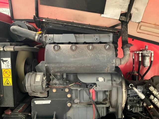 Plataforma de trabalho telescópica articulada JLG 800 AJ