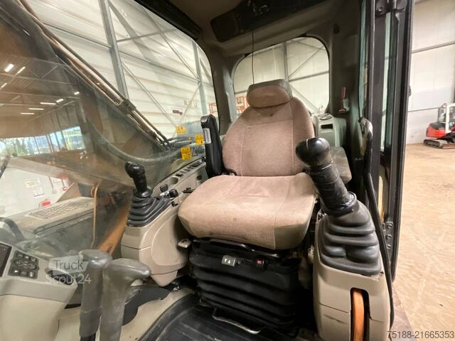 Lánctalpas kotrógép CASE CX 250 C