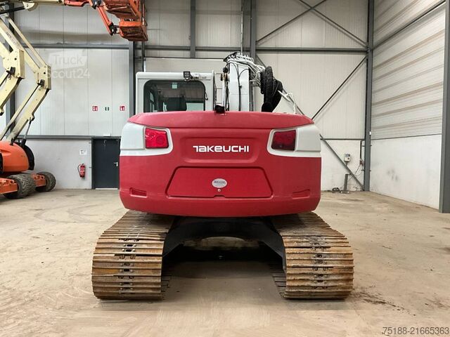 Excavadora sobre orugas Takeuchi TB 2150 R