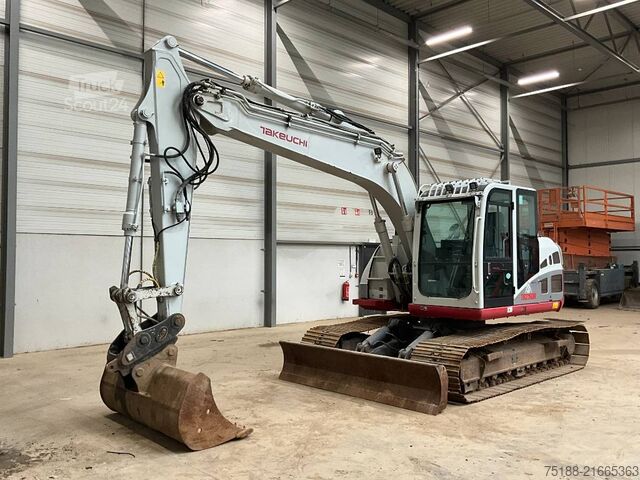 Excavadora sobre orugas Takeuchi TB 2150 R